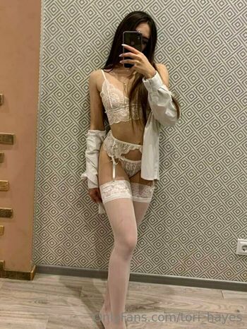 tori_hayes
