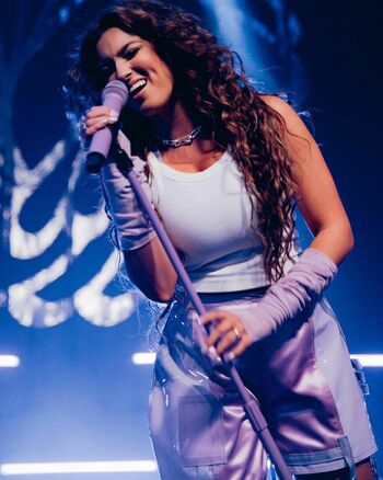 Tori Kelly
