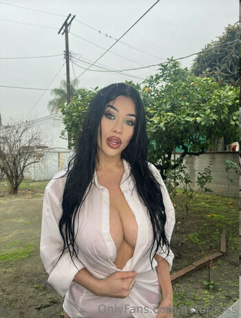 Tori Ross