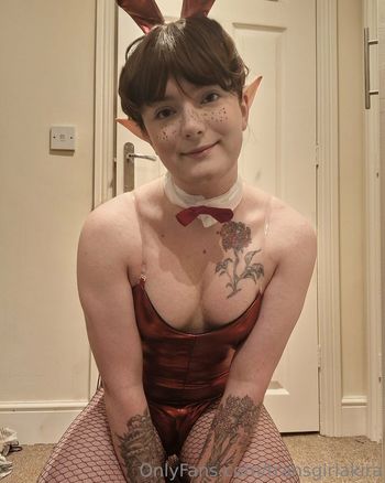 transgirlakira