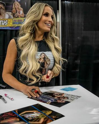 Trish Stratus