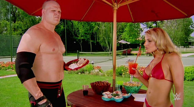 Trish Stratus