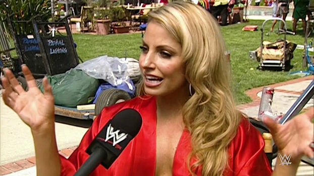 Trish Stratus