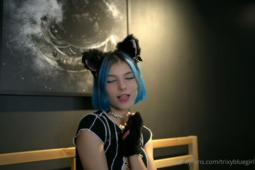 Trixy Blue