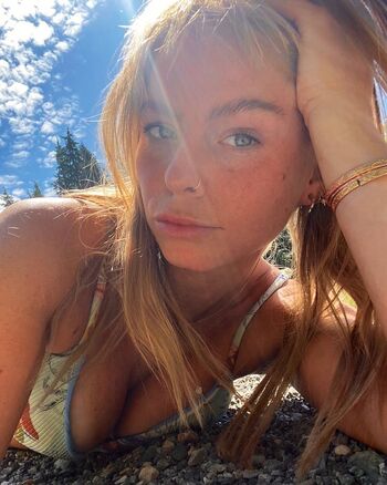 tropicalrosie