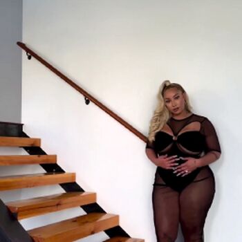tylea_adore