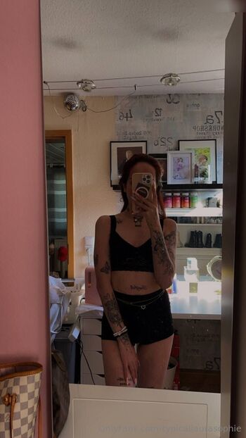 typicallaurasophie