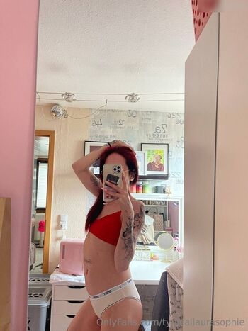typicallaurasophie