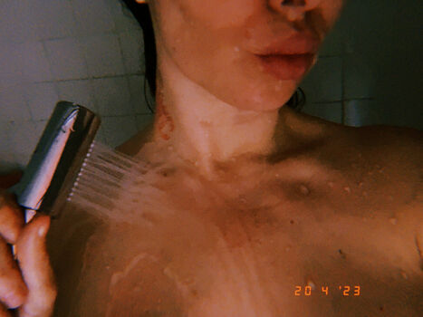 u310544882