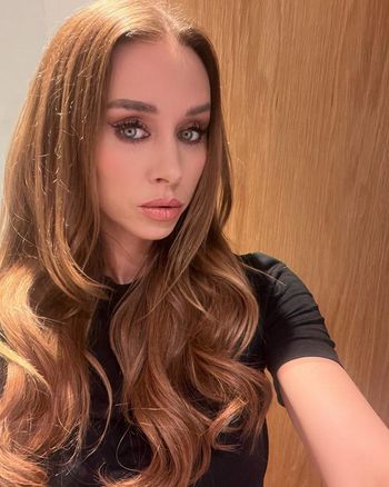 Una Healy