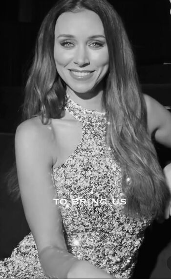 Una Healy