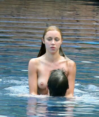 Una Healy