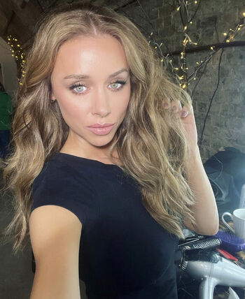 Una Healy