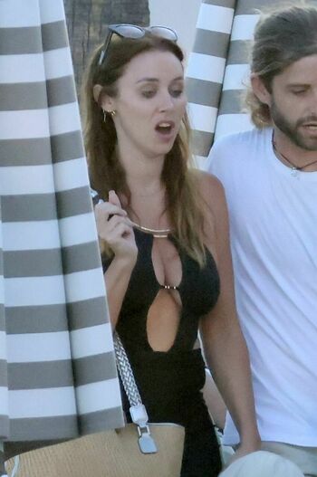 Una Healy
