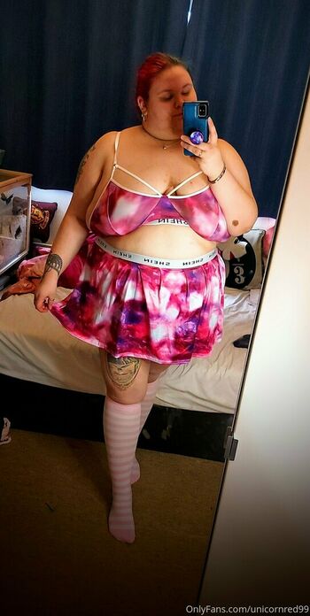 unicornred99