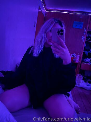 urlovelymia