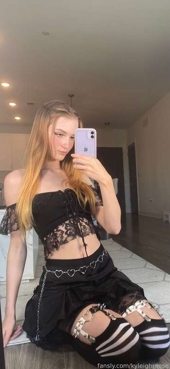 ursecretgirlfriend
