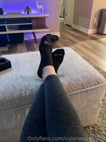 Valeriewhitebby