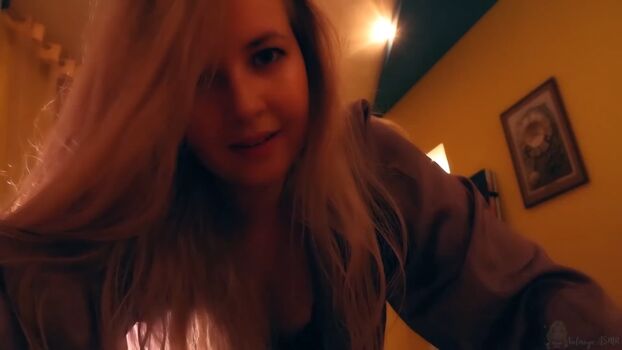 Valeriya ASMR