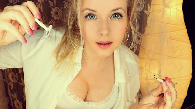Valeriya ASMR