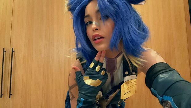 Valkyrae