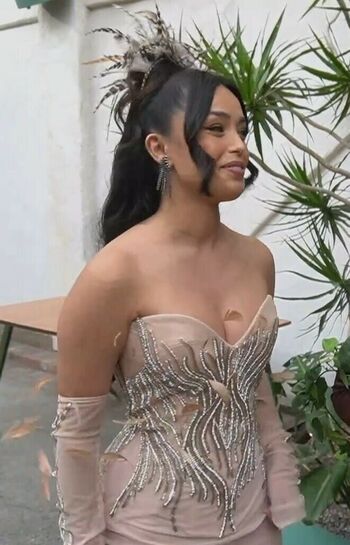 Valkyrae