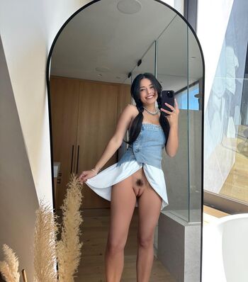 Valkyrae