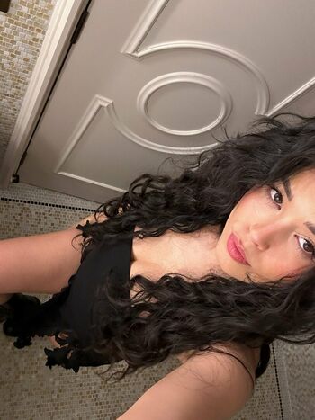 Valkyrae