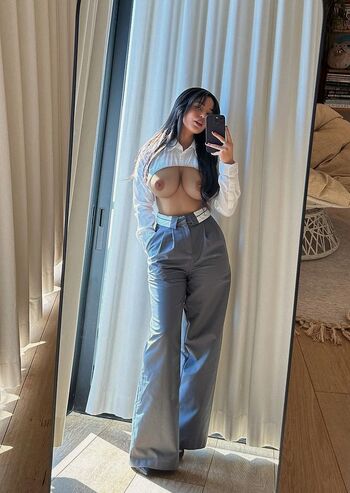 Valkyrae