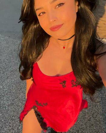 Valkyrae
