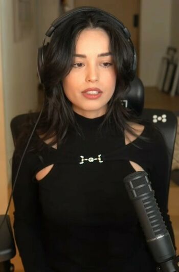 Valkyrae