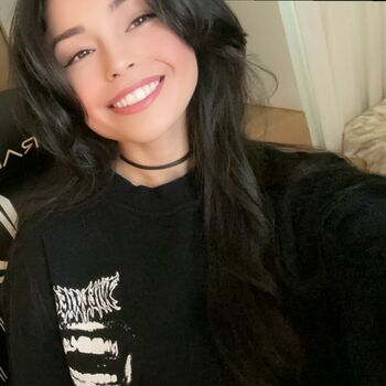 Valkyrae