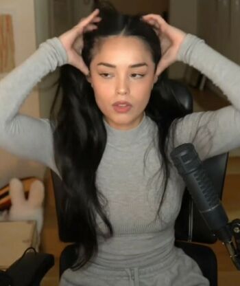 Valkyrae