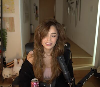 Valkyrae