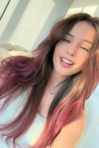 Valkyrae