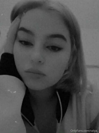 valya_