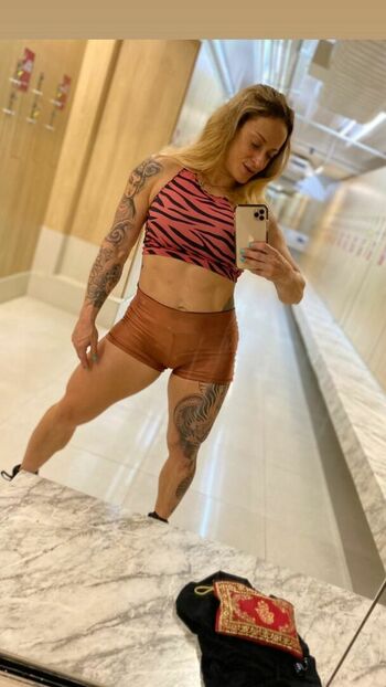 Vanessa Alvares