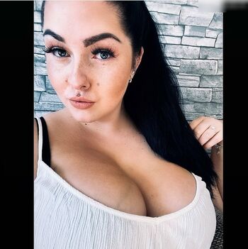 Vanessa.grwd