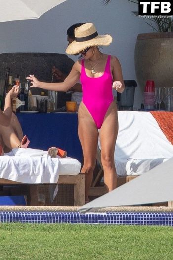 Vanessa Hudgens