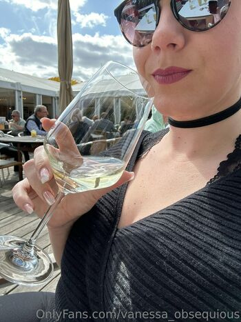 vanessa_obsequious