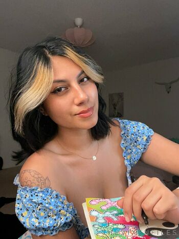 Vanessa Vain