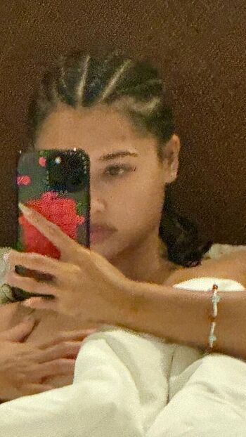 Vanessa White