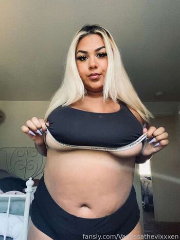 Vanessathevixxxen