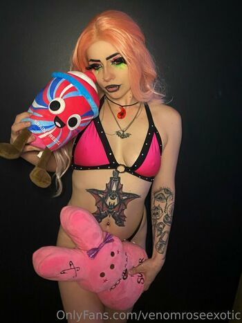 venomroseexotic