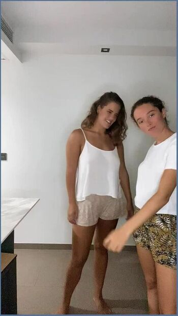 Veronica & Olivia