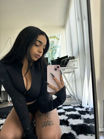 Veronicahill002