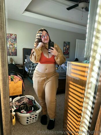 veronicavansingfree