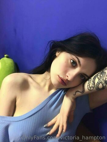 victoria_hampton
