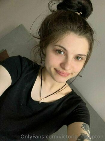 victoria_hampton