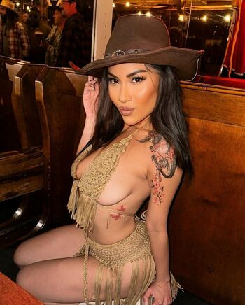 Victoria Kuang